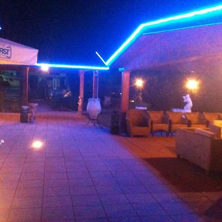 Hotel Quo Vadis None Εξωτερικό φωτογραφία